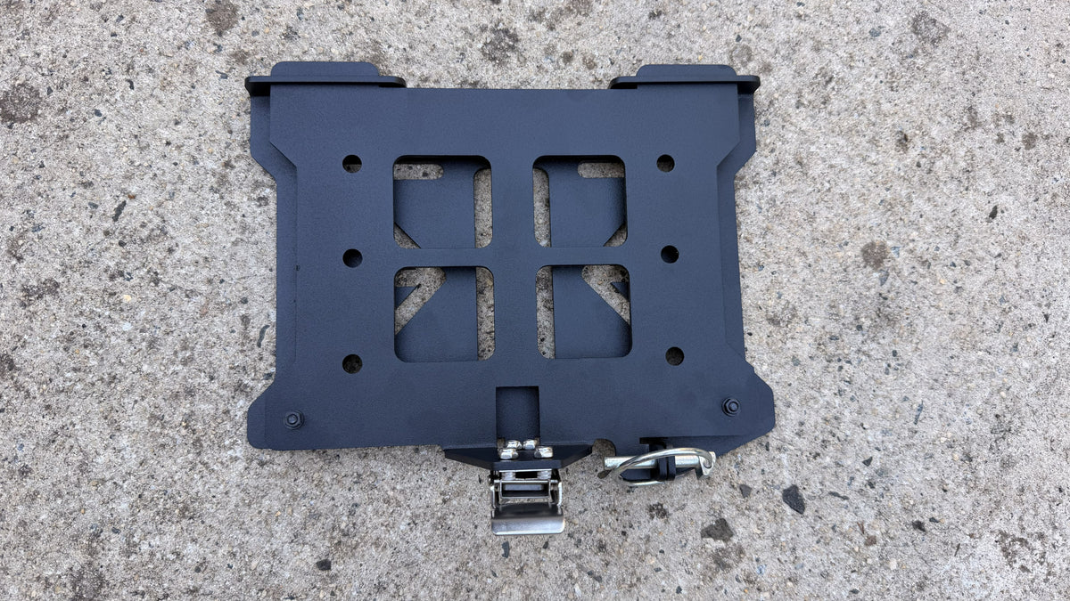 Small Hard Case Quick-Release Mount